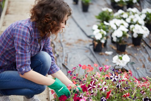 Gardeners Crossness booking and payment terms section